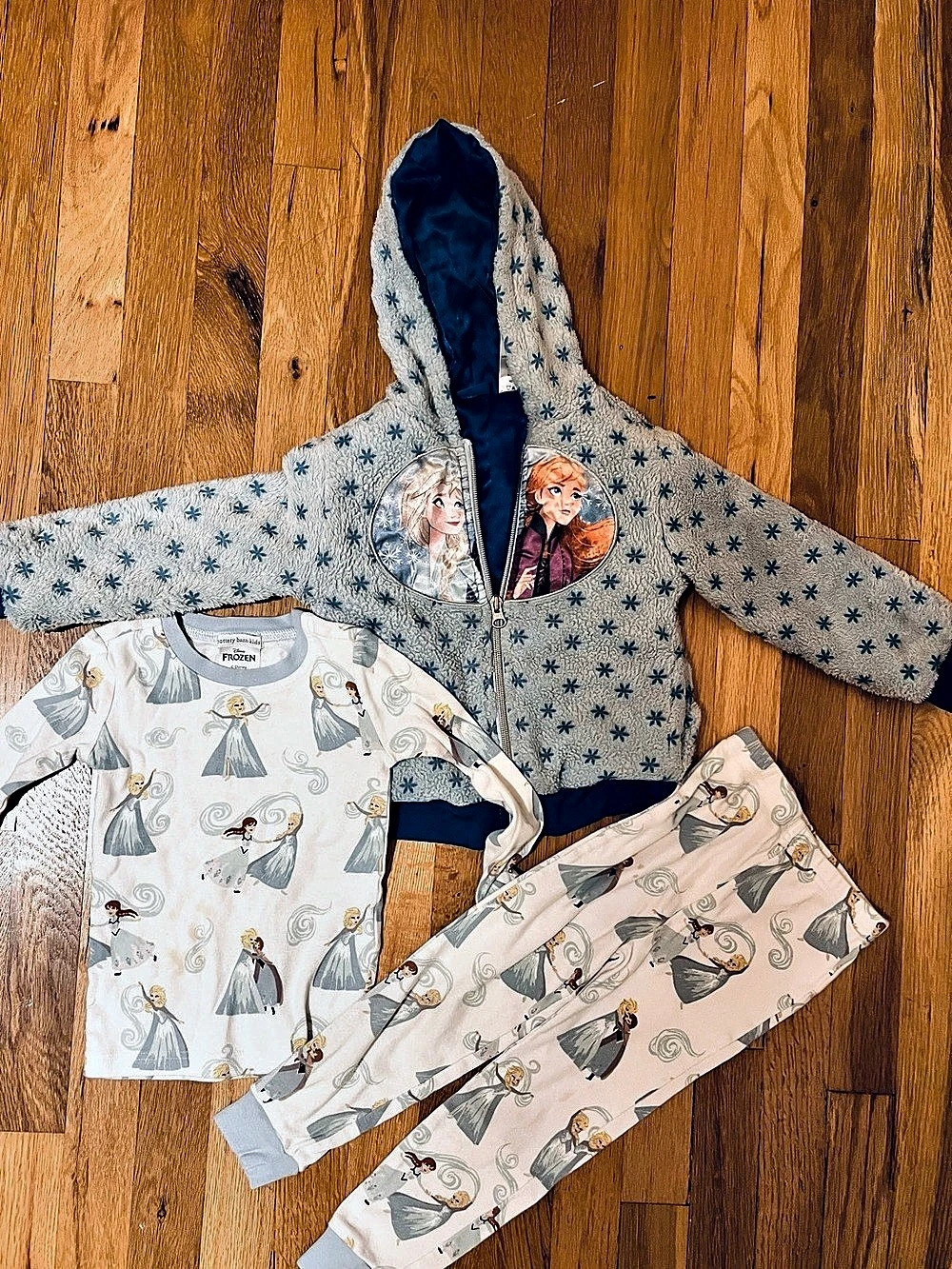 Disney Frozen T4 Jacket and PJ